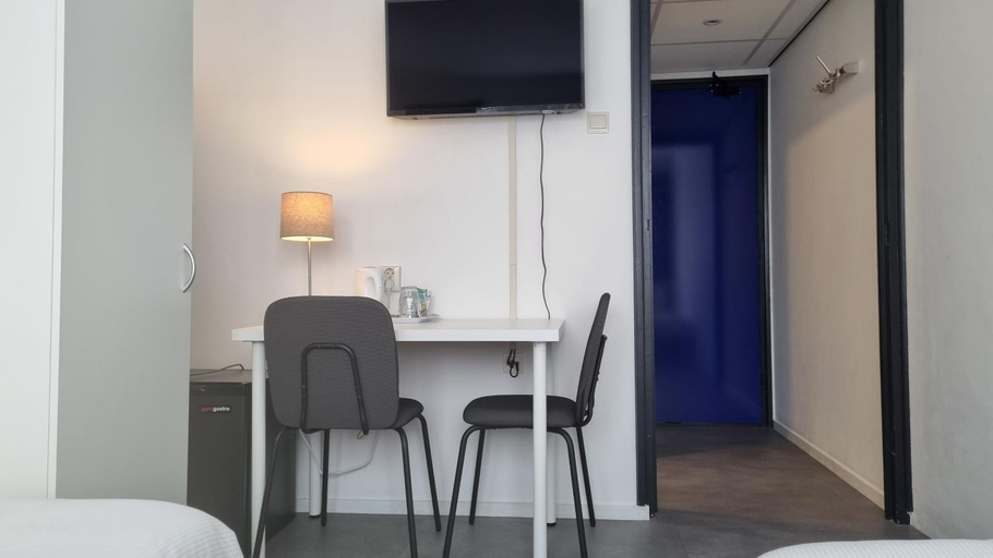 Bedroom 4, City Hotel Winschoten, Winschoten