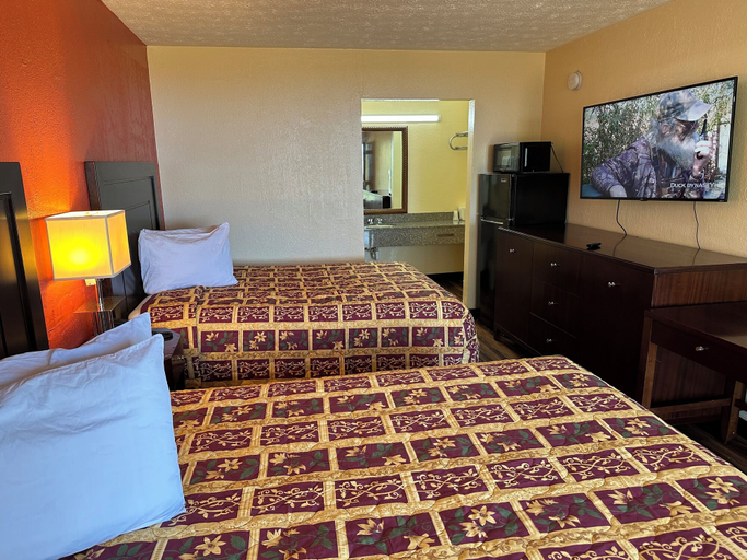 Bedroom 4, Country Hearth Inn & Suites Cartersville, Bartow