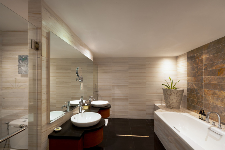 Bathroom 5, Garden Plaza Saigon (Formerly PARKROYAL Saigon), Phú Nhuận
