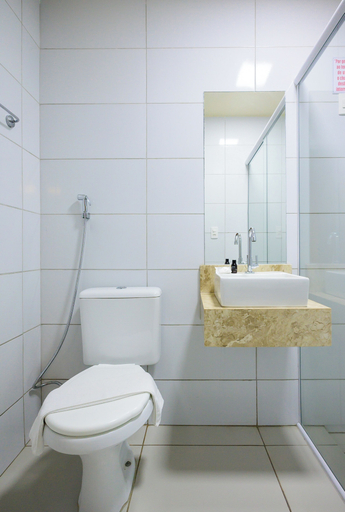 Bathroom 4, Nordeste Palace Hotel - Fortaleza, Fortaleza