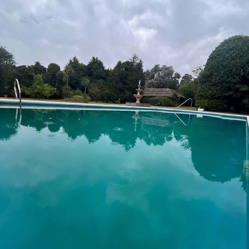 Pool, La Bernardina Hostel, Tandil