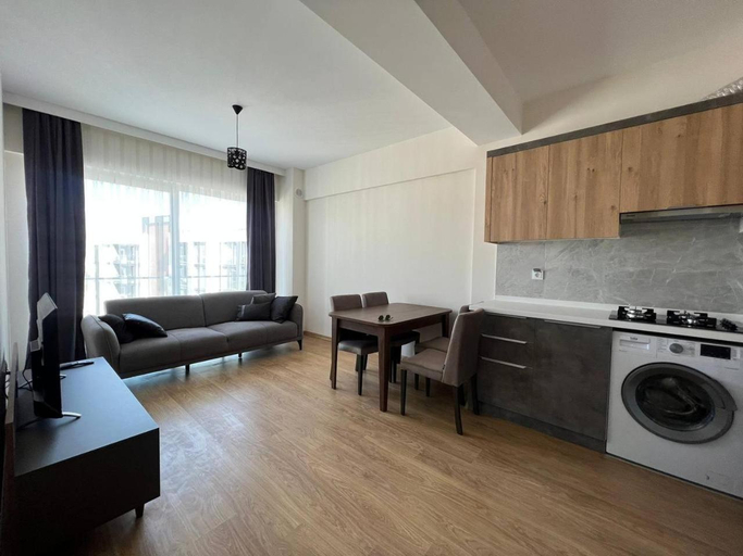 Others 4, The Montcalm Royal PL House, Warsaw