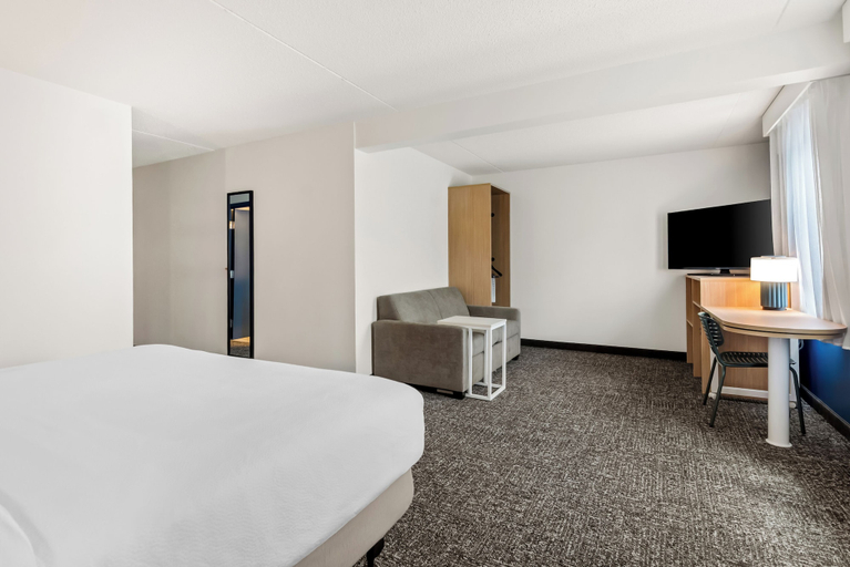Bedroom 2, Spark by Hilton Lexington, Rockbridge