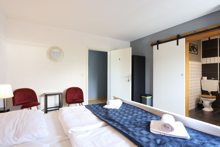 Bedroom 4, Seeblick Hotel Obermaubach, Düren