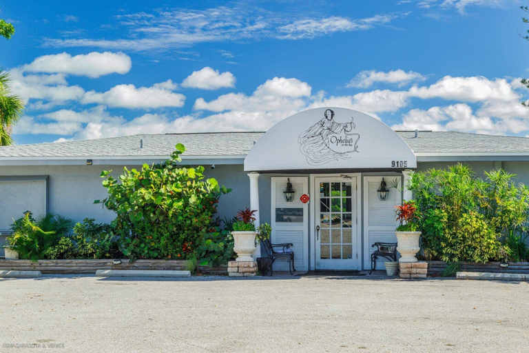 Exterior 5, Coastal Breeze Siesta - Pelican, Sarasota