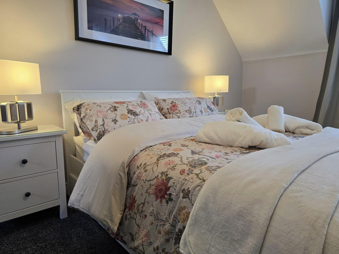 Room 3, Dublin - 3 Bedroom Cosy Home - Sleeps Max 7, Dublin