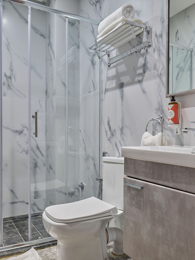 Bathroom 3, StayHere Casablanca - Oasis Residential Living, Casablanca