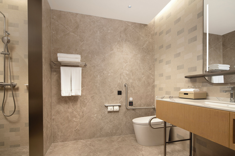 Bathroom 4, Hilton Garden Inn Linyi Shangcheng, Linyi