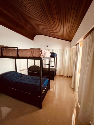 Bedroom 3, BLACK STAR ART HOSTEL, Confluencia