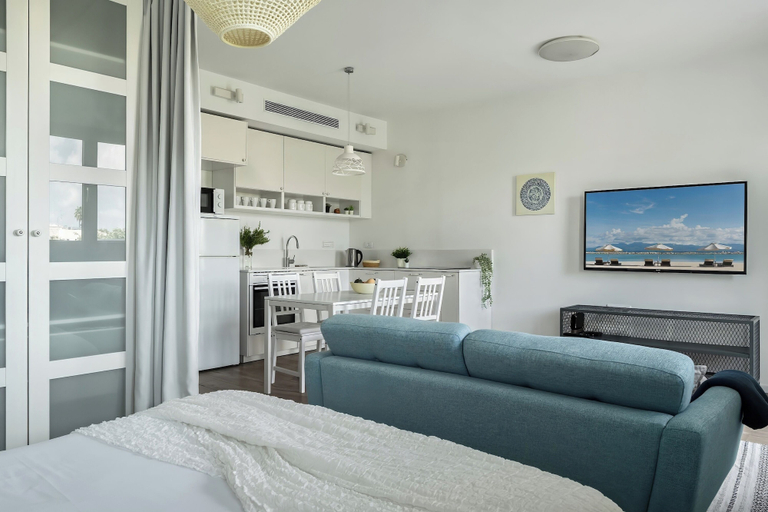 Bedroom 3, Jaffa Beachfront Studio by Sea N' Rent