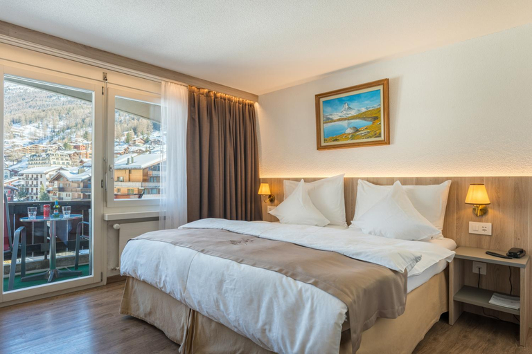 Bedroom 2, Hotel Beau Rivage, Visp
