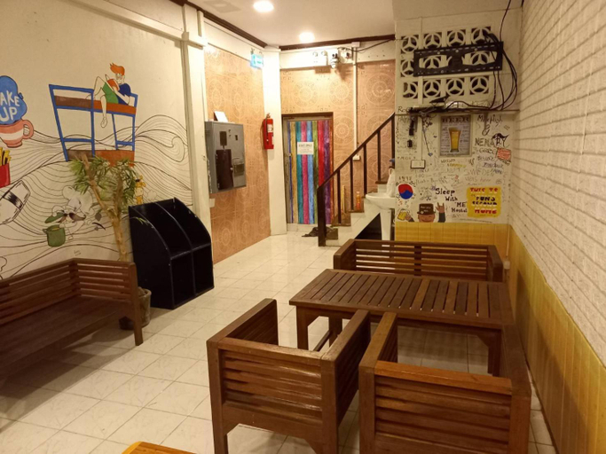 Others 3, Sleep at home hostel, Phra Nakhon