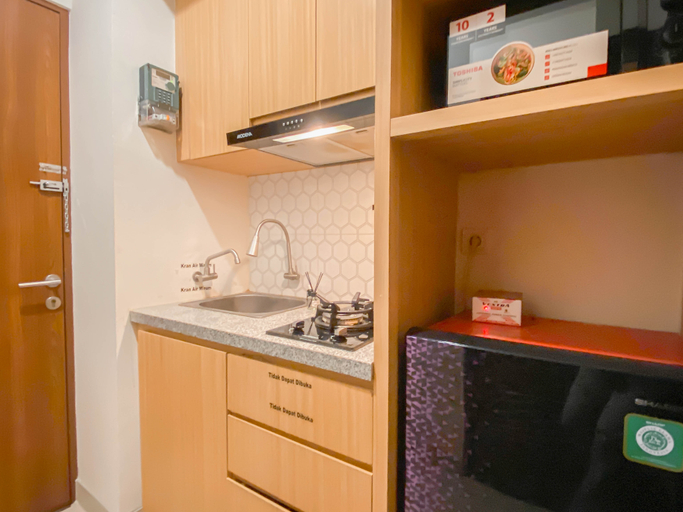 Others 4, Restful and Elegant Studio at Grand Kamala Lagoon Apartment By Travelio, Bekasi