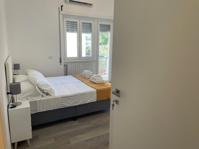 Room 3, Salotto Tuscolano, Roma