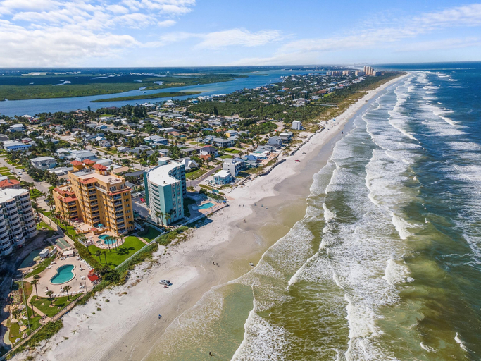 Others 3, Atlantic Villas 402, Volusia
