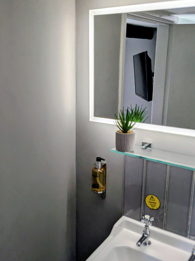 Bathroom 3, Old Mill Salisbury, Wiltshire