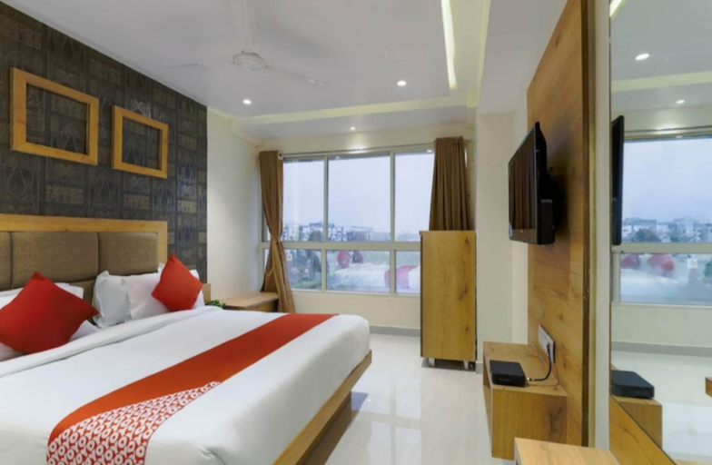 Others 4, Hotel Rose Gold, Vadodara