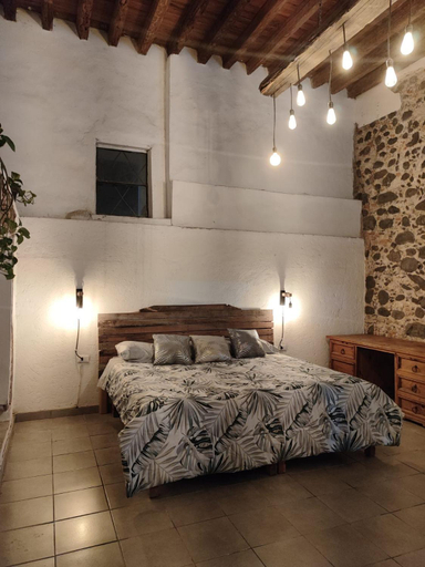 Others 3, Habitacion en casona con patio central, Atlixco