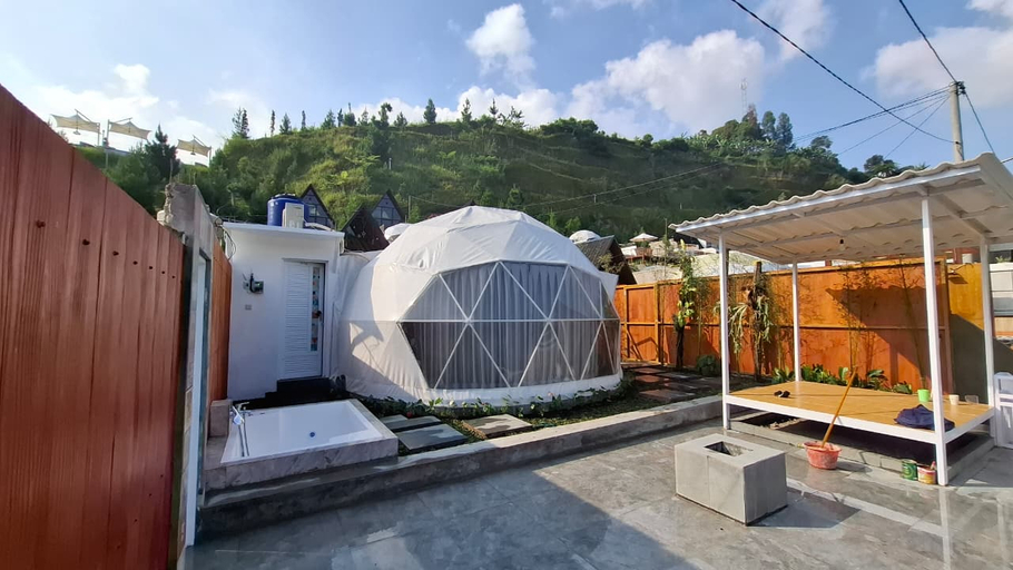 Others 1, Sangkuriang Dome 2, Bandung