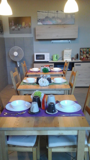 Food & Drinks 3, Happy Days B&B, Terni