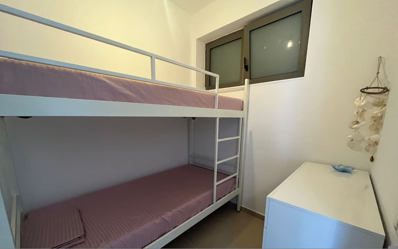 Room 3, Sunny Apartment 2BR in Vlor, Vlorës