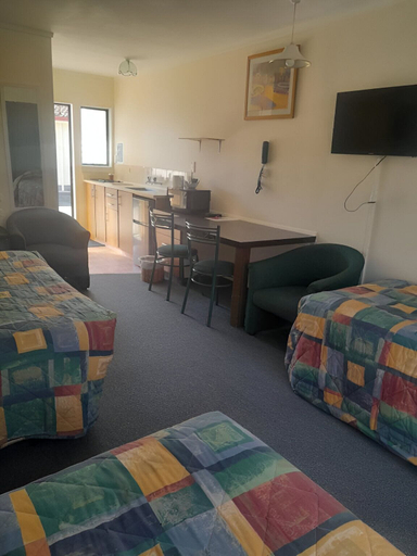 Bedroom 2, Napier Nest Motel, Hastings
