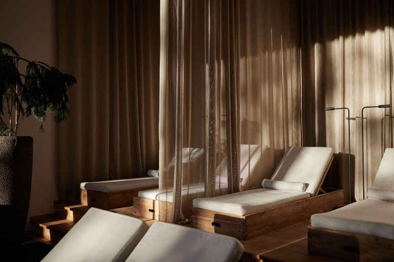 Bedroom 3, Hotel Saltus, Bolzano