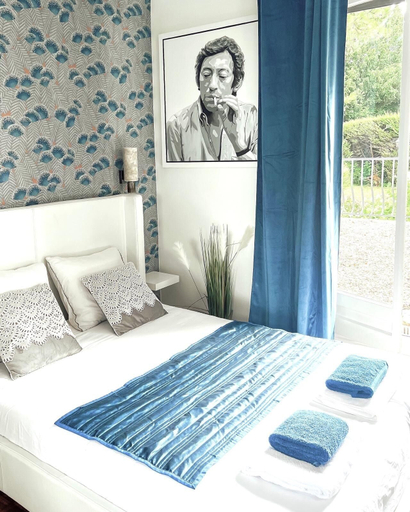 Bedroom 3, Le Domaine de Montmorency, Val-d'Oise