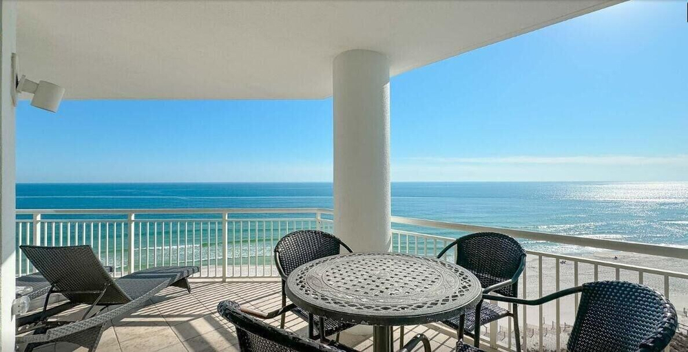 Outdoor dining 3, Palacio 802, Escambia