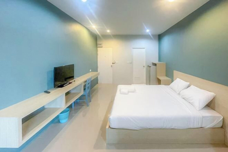 Bedroom 5, Hop On Phuket, Phuket Island