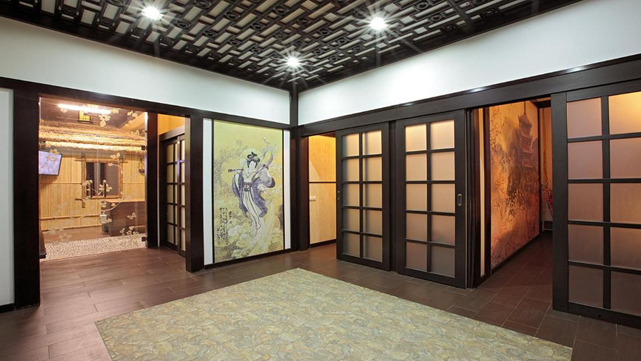 Others 3, Hotel Tayozhny, North-Western