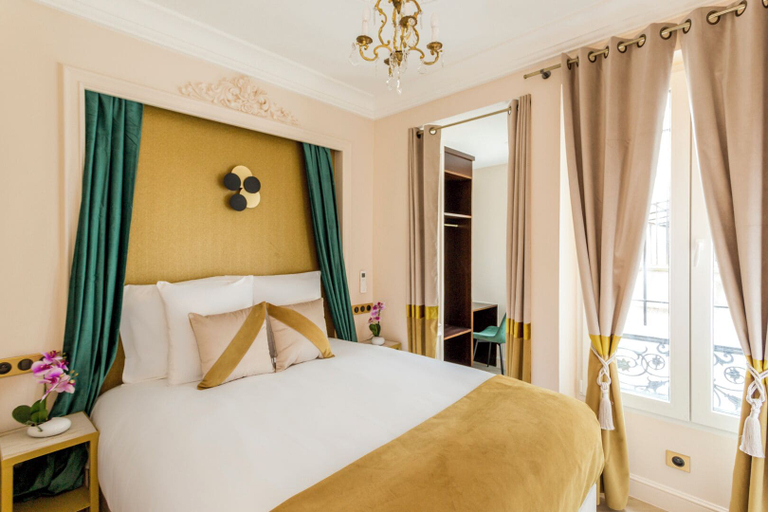 Others 3, Merveil Luxury Suites - Ours I-II, Paris