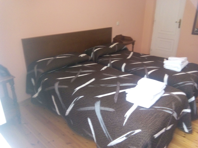 Bedroom 3, Hotel Las Grandas, Asturias