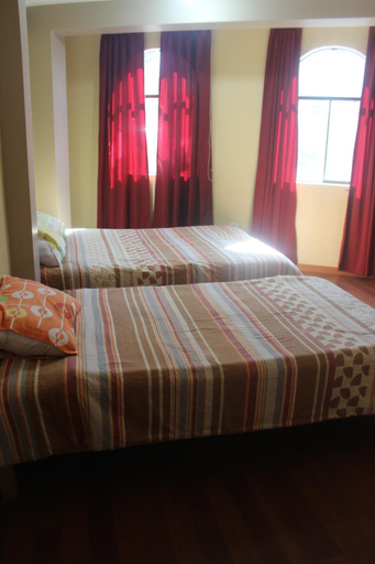 Others 3, Apus Guest House, Huaraz