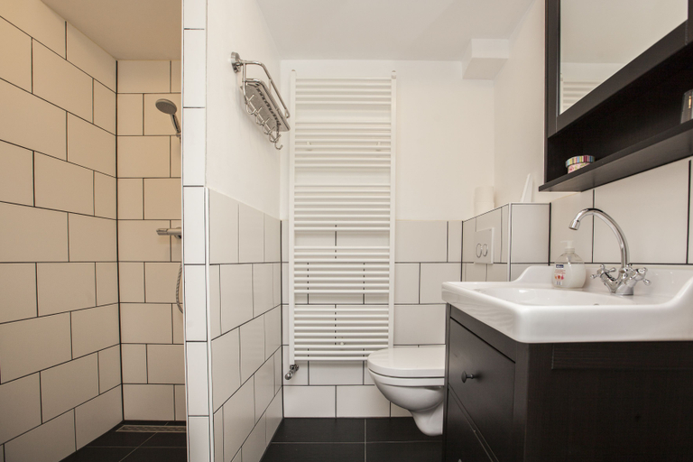 Bathroom 3, Klooster Nieuwkerk Goirle B.V., Goirle