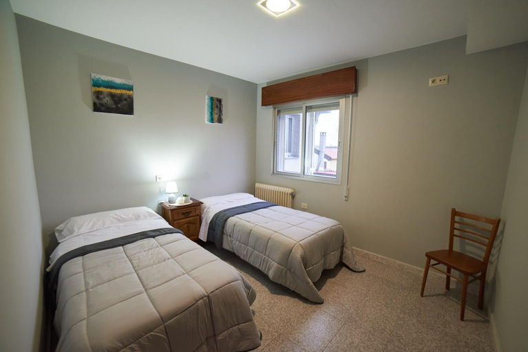 Others 2, Hostal Molgas, Ourense