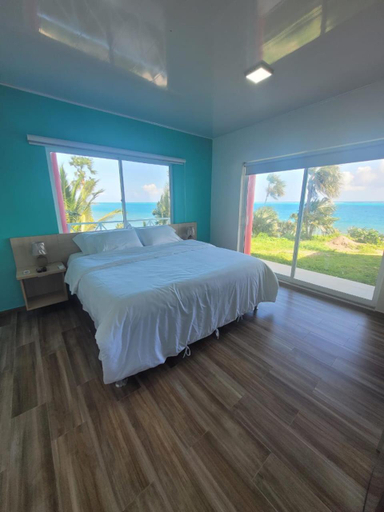 Bedroom 4, 321 Surprise Beach house and Glamping, Providencia