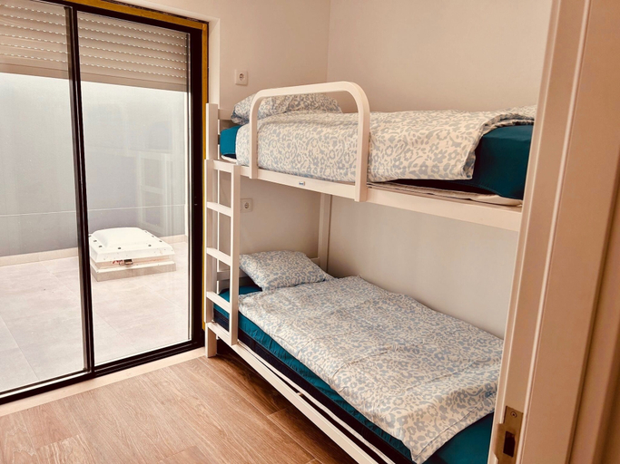 Room 3, Lagos Marina- 7nightdiscount- Twin Room, Lagos