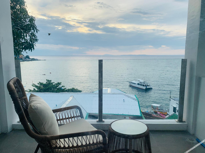 Others 3, Cilex Hotel and Dive, Mabini
