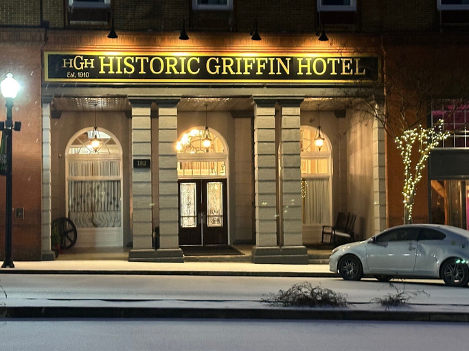 Exterior & Views 2, Historic Griffin Hotel, Spalding