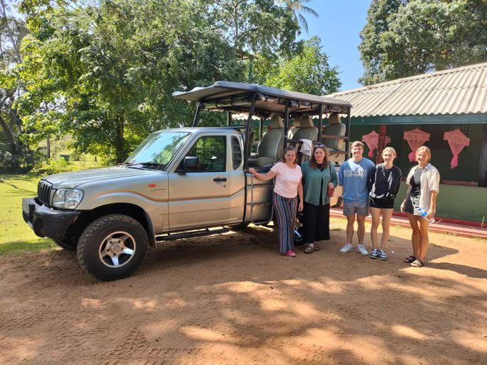 Others 4, Thuduwa Hostel and Safari, Sevanagala