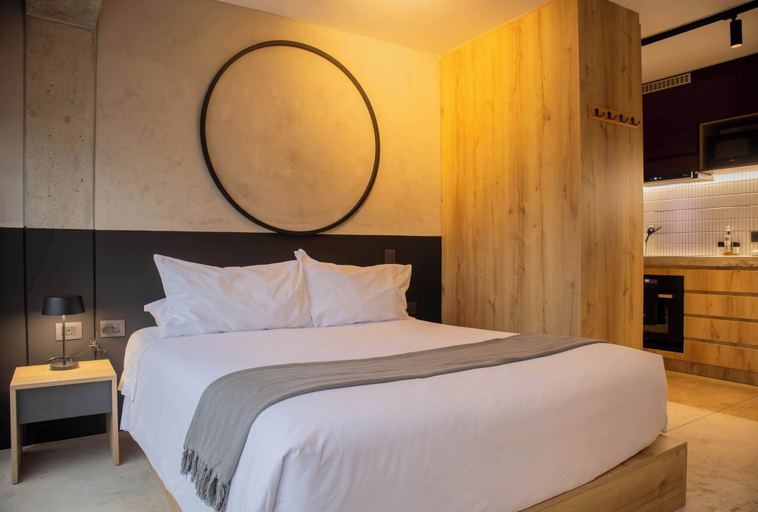 Room 4, w Scenic 1BR w Terrace in Barranco, Lima