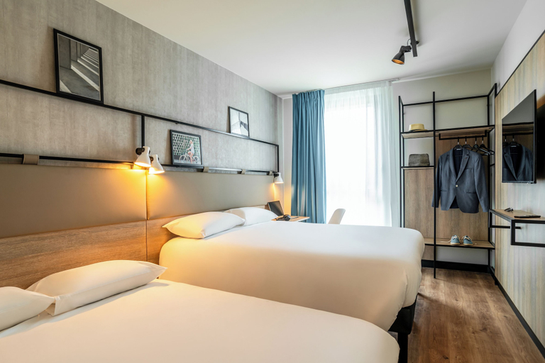 Bedroom 4, ibis Bordeaux Nord Carbon Blanc, Gironde