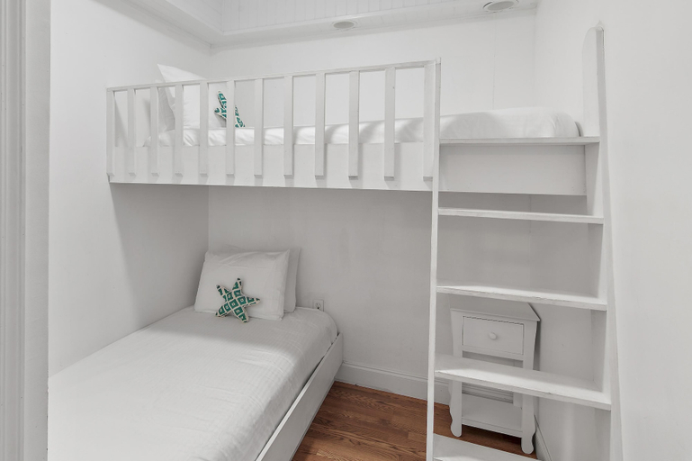 Bedroom 3, Green Reef #8- Beachy Keen, Okaloosa