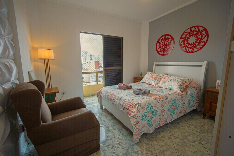 Room 3, Apto pet Friendly c Wifi a 350m da Praia do Tombo, Guarujá
