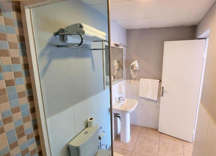 Bathroom 3, Armony City Hotel Kadıköy, Kadıköy