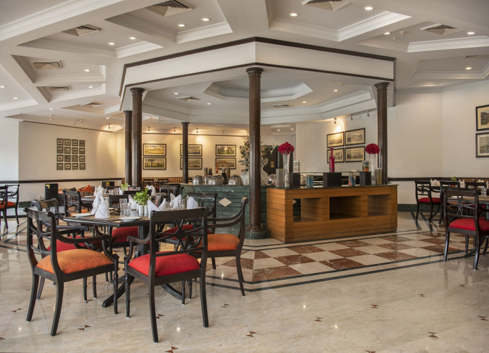 Food & Drinks 5, Sarovar Portico Surajkund Faridabad, Faridabad
