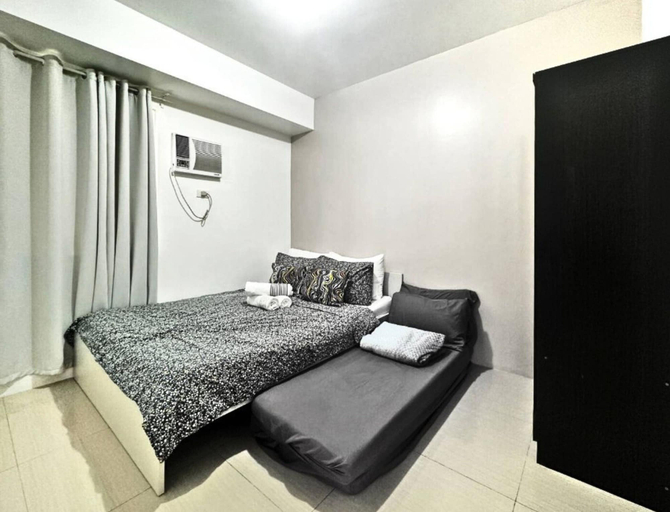 Bedroom 3, Live Just Steps Away From Mall of Asia, Pasay City