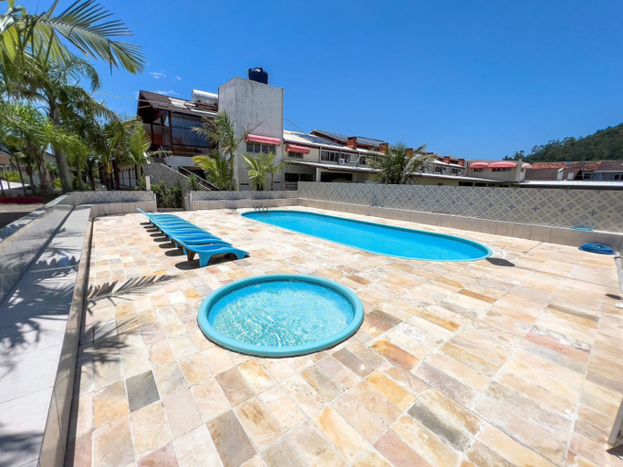 Others 2, AP 41 - Residencial Solavir, Bombinhas