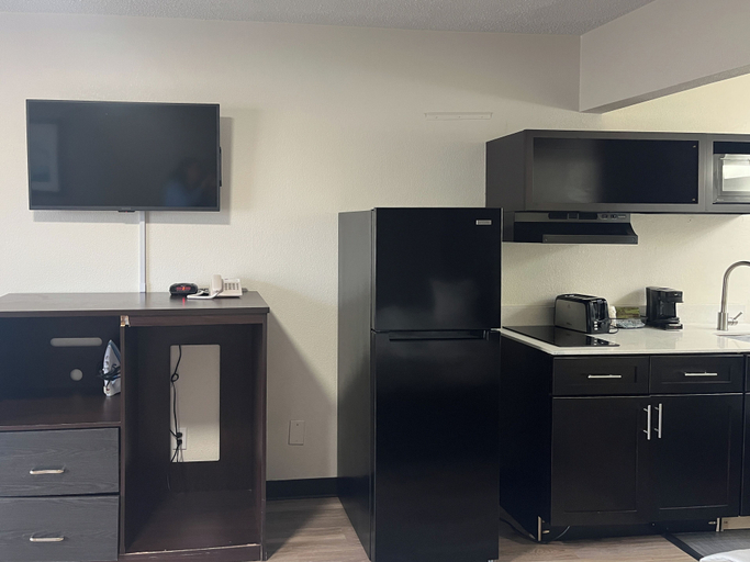 Others 2, Studio 6 Charlotte, NC – Airport South, Mecklenburg